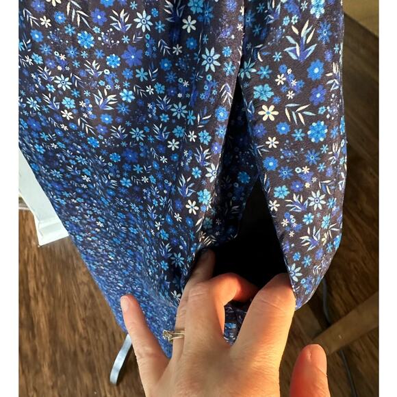 Reistor Sundowner Dress in Dizzy Blue Floral Print, Size M - Picture 6 of 9